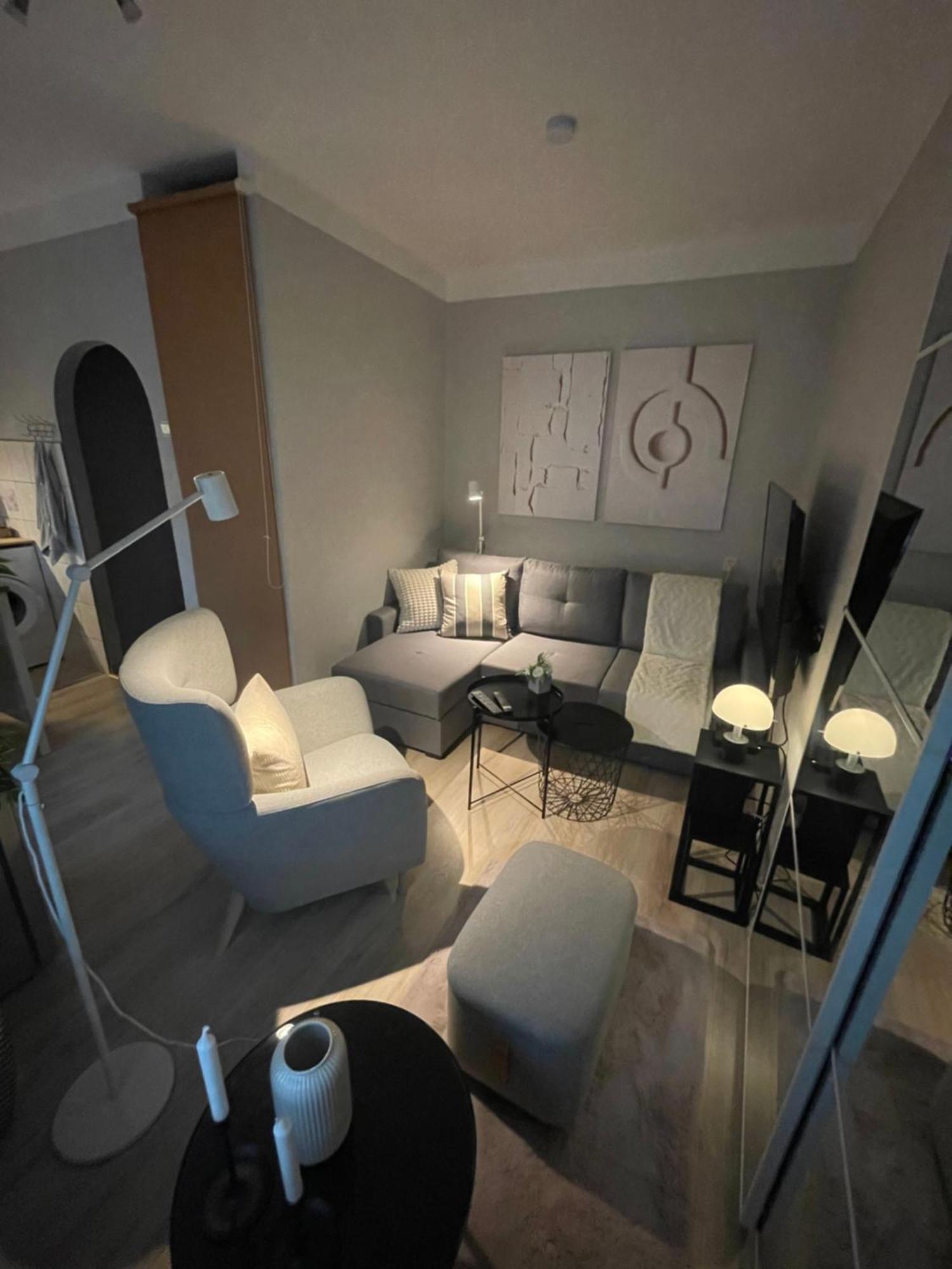 Tiny With Parking Apartment